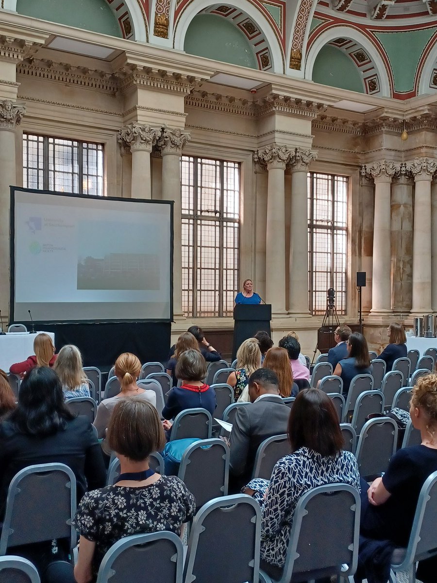 xto_p's tweet image. Keynote address from @charlot_summers @Cambridge_Uni  sharing her journey to the best job in the entire world, working with brilliant people, training students and solving problems that matter to patients...

&quot;No challenges, only opportunities...&quot;
 @AMS_Careers

#catac2022