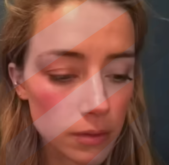 MPedrams's tweet photo. I work in visual effects. After hearing Ambers testimony that these 2 photos are different lighting I decided to take a closer look. 

I have superimposed a striped comparison of the two. They are the exact same. Liar. 

#AmberHeardIsALiar #JusticeForJohnnyDeep https://t.co/F49ercaxgU