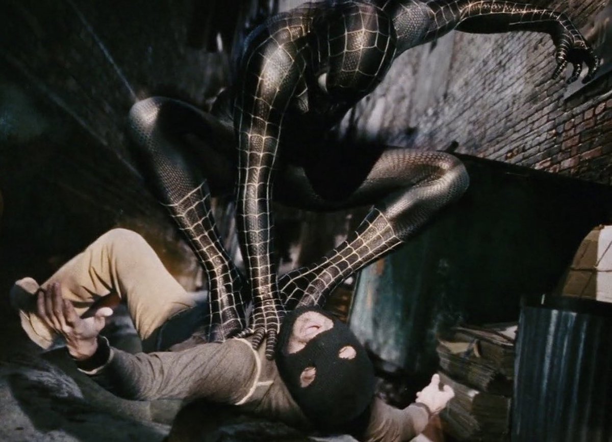 RT @REAL_EARTH_9811: Badass shot from Spider-Man 3 (2007) https://t.co/9K6NYmKlF7