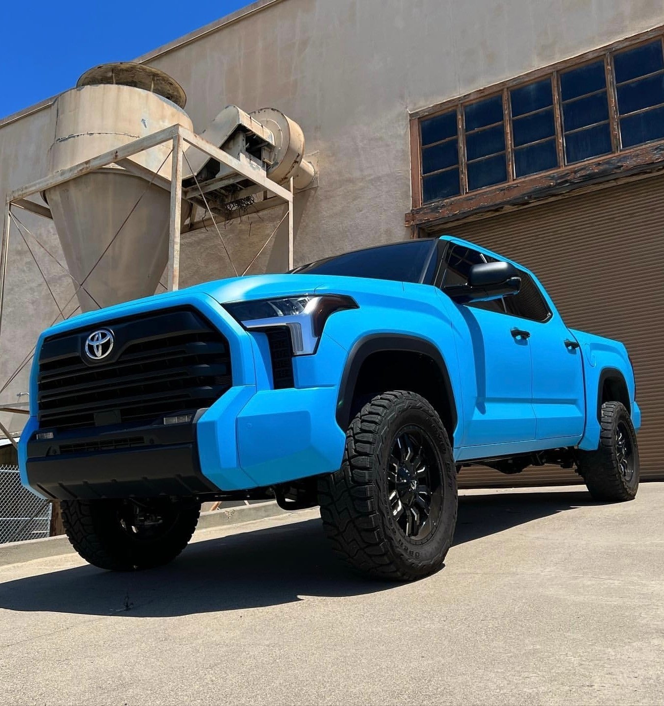 2022 Toyota Tundra Lifted Blue