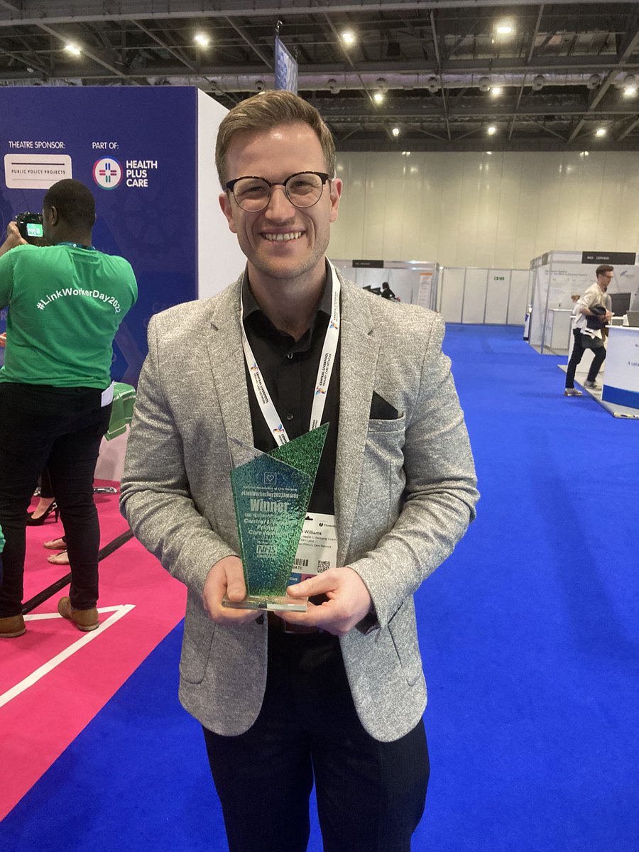We won! #LinkWorkerDay2022Awards Social Prescribing Employer of the year <a href="/CentralLpoolPCN/">Central Liverpool Primary Care Network 🏳️‍🌈</a> I’m made up! Well done to our entire team! #socialprescribing @RachGas <a href="/MWheldon/">Marie Wheldon</a> @H_Cor1 <a href="/CaitGp/">Cait Taylor 💙</a> <a href="/wakefieldsarah1/">Sarah Wakefield</a> <a href="/rahima_farah/">Rahima farah</a> <a href="/RakeebSoufi/">Rakeeb Soufi</a>