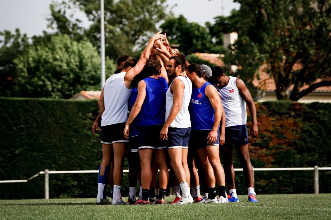 FranceRugby's tweet photo. ✅ #TeamRuns, terminés pour nos équipes de #France7 !
Rendez-vous demain à Ernest Wallon et sur les antennes de Rugby+/Canal+Décalé pour le grand début du @france7s ! 🔥🇫🇷
#FranceSevens #ItsGameTime https://t.co/L1vkoHAxAX