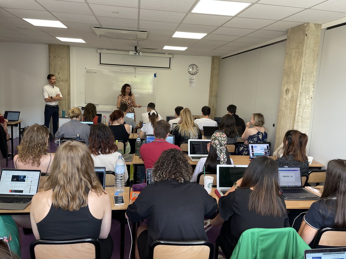 Dans le cadre du cours de relations presse d’Aurélien Sohet, certains de nos étudiants en 4ème année à l'ECS ont pu rencontrer <a href="/SophieCambra/">Sophie Cambra</a>, responsable du service presse de <a href="/strasbourg/">Strasbourg.eu</a>, pour découvrir et apprendre de son parcours inspirant. Merci encore pour son intervention !