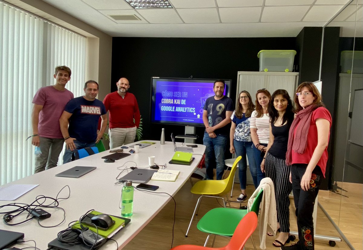 Med_Interactiva's tweet image. ¡Hoy hemos aprendido cómo llegar a ser verdaderos Cobra Kai en #GoogleAnalytics!

Gracias a esta formación de MI y a nuestro Sensei/CMO @jsierrasanchez, hemos conocido los principales fundamentos de la #analíticaweb para extraer todo el potencial de nuestros datos
#AlwaysLearning