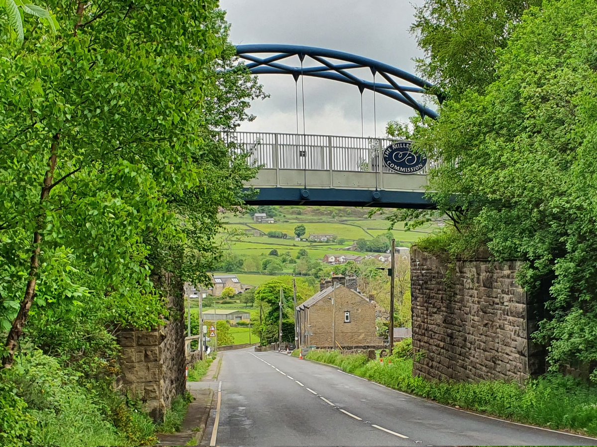 JamesTGlossop's tweet photo. Another bridge that is found on the Transpennine Trail. This one is off the A628 near to Bullhouse. Difference between morning and afternoon. (19/05/2922) #Bullhouse #A628 #TranspennineTrail @TPT_National @JedKendray @303032_trains https://t.co/6tYgXT9u1B