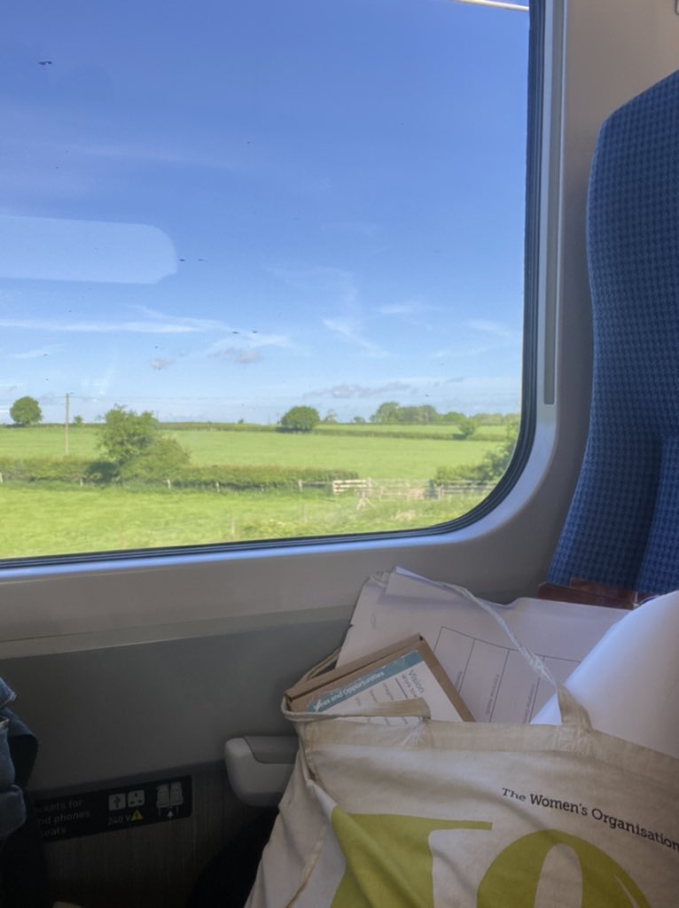 AlisonEntEv's tweet image. I know you would want to know if I finally managed my first #UKTrain trip &amp;amp; overnighter #hotel in over two years #SinceYouKnowWhen…  &amp;amp; I did!