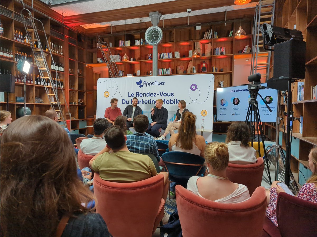 David Llewellyn tweet media