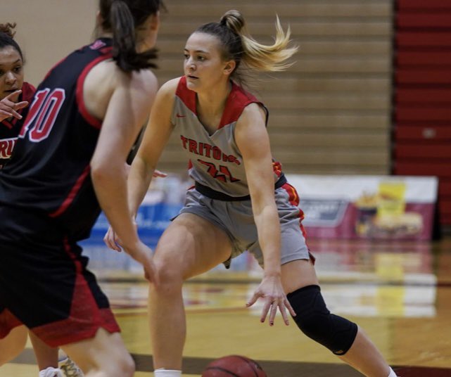 UMSLWBB's tweet image. Adi has a job lined up as a Recruiter for Insight Global Company located in Milwaukee, WI. Thank you Adi for all that you have given our program! We will miss your zest for life, which you brought to our program daily 🎈👏🔱🎓🥳 @plavsicadriana