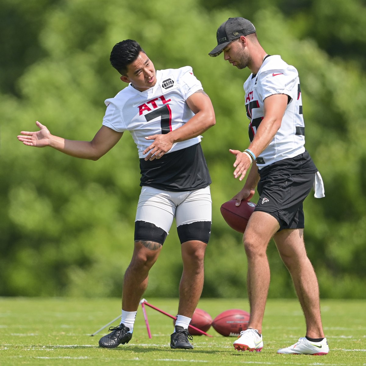 AtlantaFalcons's tweet photo. What is @YounghoeKoo doing here? 

Wrong answers only 😂 https://t.co/RSoabLdDN9
