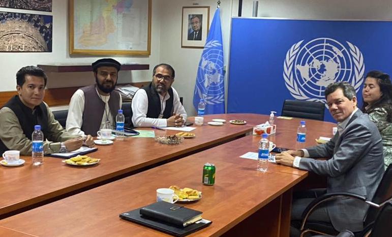 UNAMAnews's tweet photo. UNAMA's Political head Scott Smith met with Turkman community representatives on the current situation in Afghanistan. Important for all communities to be heard and represented if stability is to be restored. https://t.co/6ikuouO3QE
