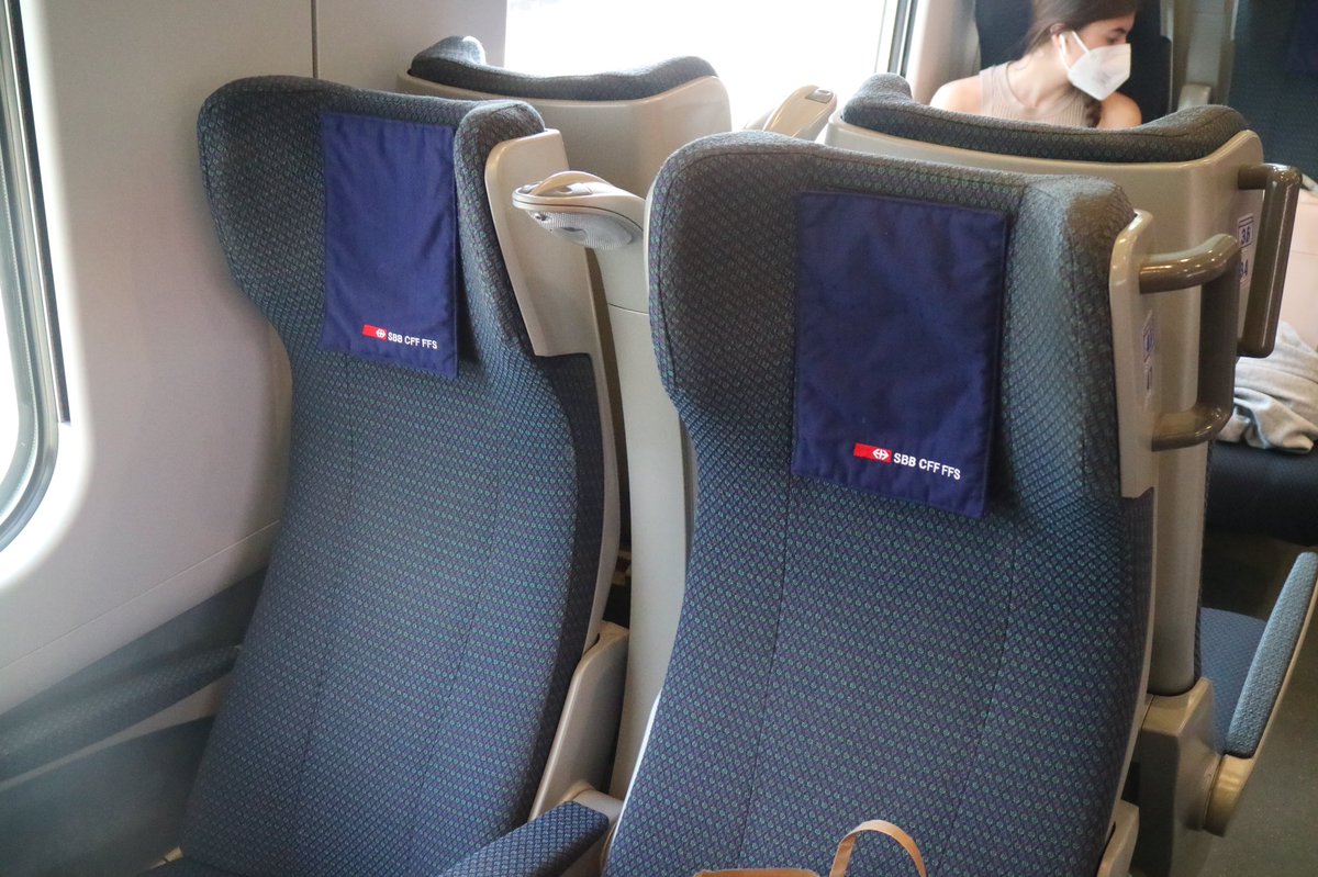 sbamueller's tweet photo. Jetzt #EC98 oder wie es die Bahn sagt #ECE98 von München nach Zürich. #bahnzeit #sbb #astoro #br510 https://t.co/LoK0r3llX9