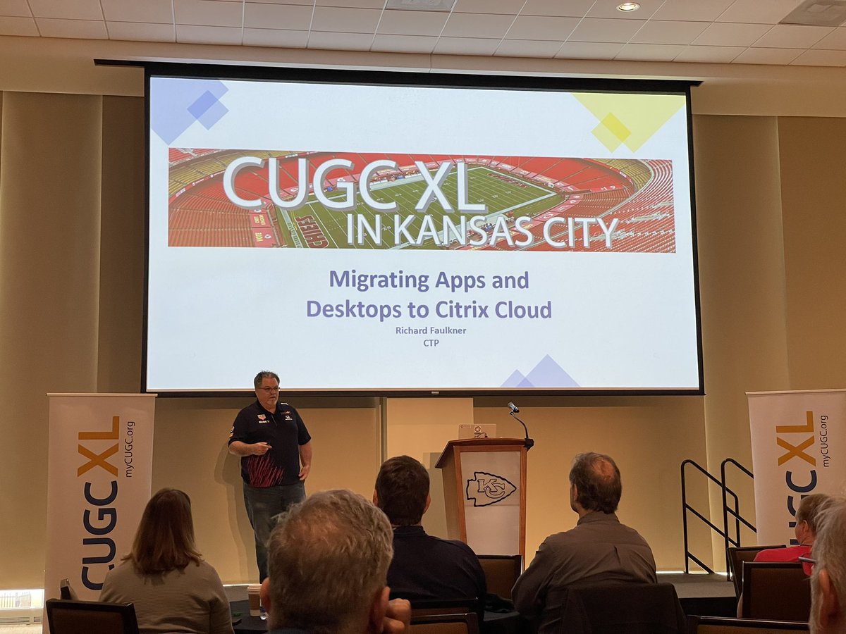 cyber_kater's tweet photo. The moment I have been waiting for since he was announced as a speaker is here!  Looking forward to learning from an EUC Master.  #myCUGC #citrix @rjfaulknerjr https://t.co/5GkixBvO3j
