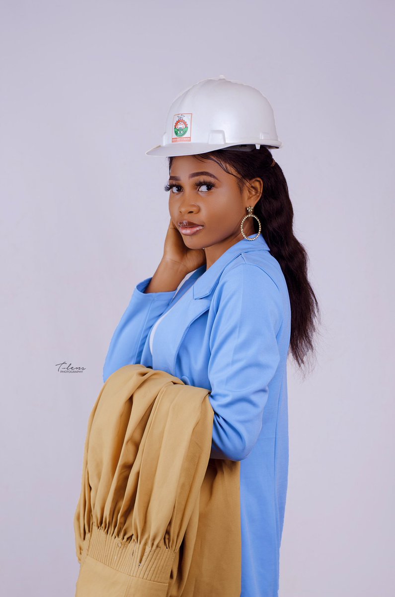Omololaaaaa's tweet photo. I got inducted into engineering profession today. #GMNSE #GMAPWEN. I am officially a graduate member of chemical engineering department, Ladoke Akintola University of technology. https://t.co/LAzKL8Cynv