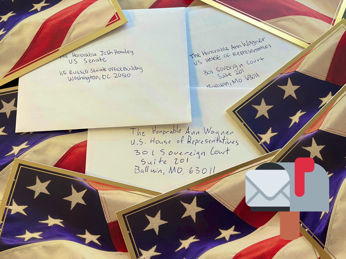 emilykrumm's tweet photo. We’re writing letters to our representatives about issues we care about. These students are currently too young to vote, but their voices matter & they want to be heard. #civicaction #yourvoicematters #tooyoungtovote @ValleyParkSD @ValleyParkHS https://t.co/PpXEkcubQ6