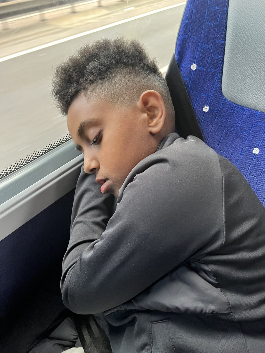 SouthworthClass's tweet photo. We are bringing back some tired children @CampionClassE1 @StAnnesgaCPS https://t.co/zjGVpRL7dx