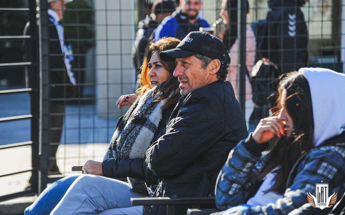 LAT_ARG's tweet photo. 🤩 El domingo tuvimos visitas en la #LigaLAT.
🤝 Gracias @TroglioPedro por la cordialidad, te esperamos este fin de semana para la fecha de clásicos ligueros. https://t.co/2bBItfrYnN