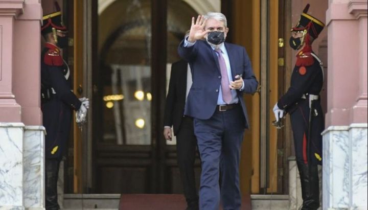 Aníbal Fernández calentó la interna del FdT: "Cristina se corrió de la gestión"

bit.ly/3LtTSL6