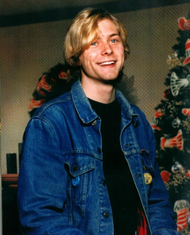 In Kurt's Utero (@vintagecobain) on Twitter photo 