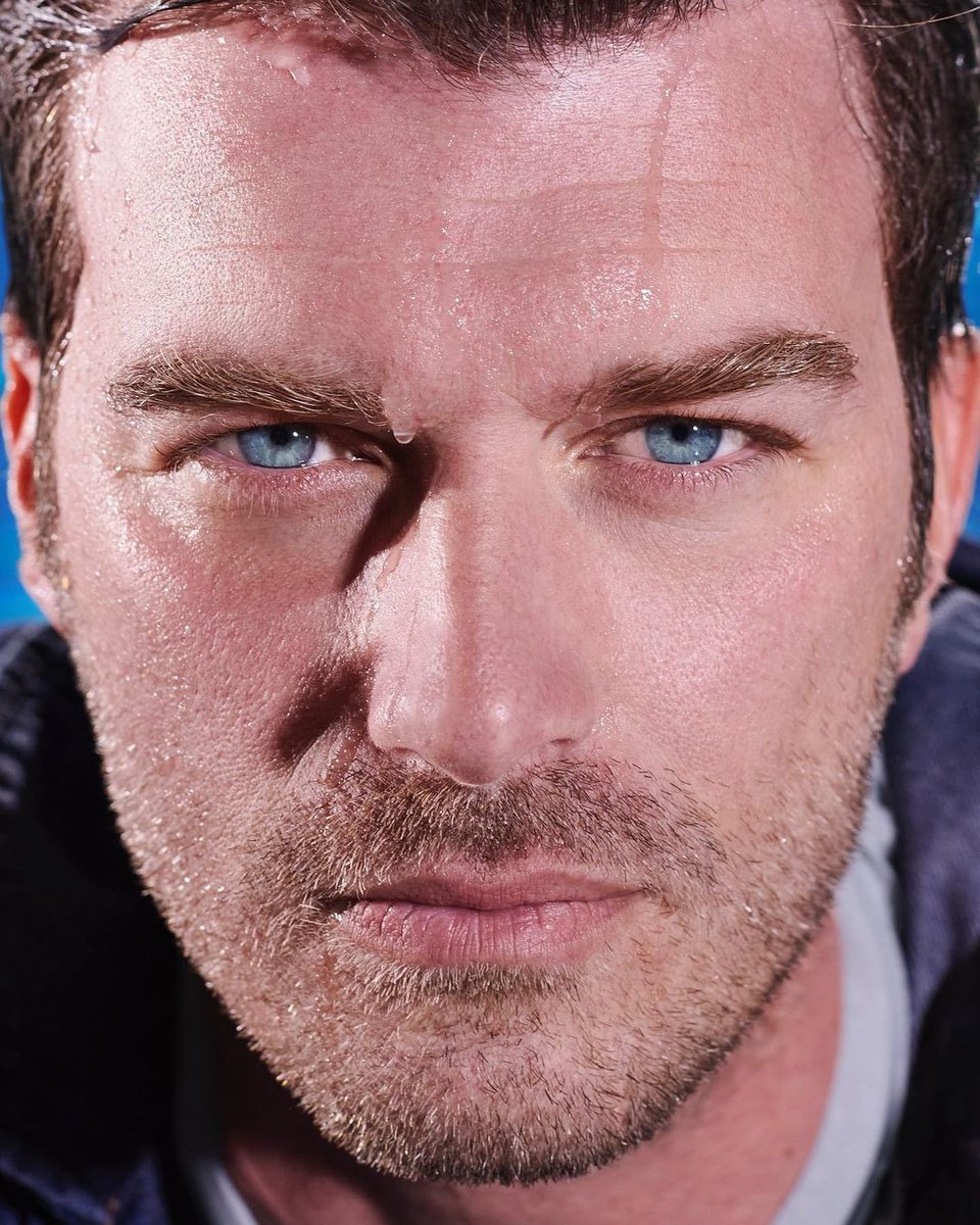 Kivanc_NAmerica's tweet photo. Can it get any better? @lofficieltr #kivanctatlitug https://t.co/LQ5SqM18UO
