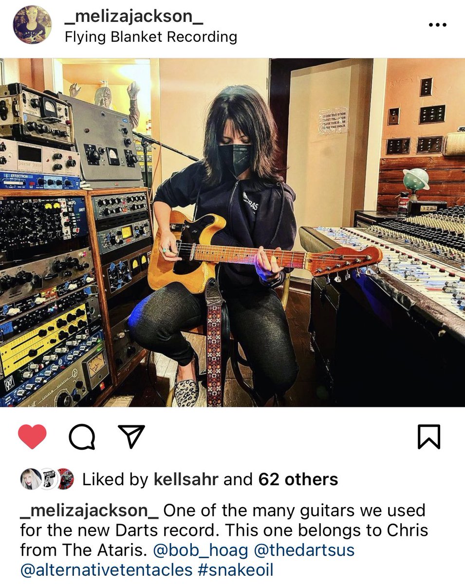 thedartsUS's tweet photo. #melizajackson #thedartsus #bobhoag #alternativetentaclesrecords #flyingblanketrecording #adrenalinfixmusic #vox #garagerock #garagepunk #garagesurf #grrl #snakeoil #newmusic #recording #jellobiafra #guitar #fender https://t.co/NRKidyf3Ru