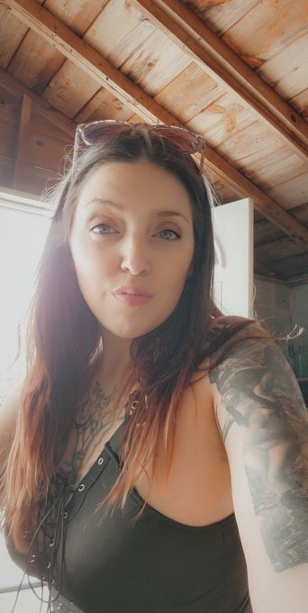 It was a long an great night, sorry we couldn't watch the @xbiz an @chaturbate camawards last nite, as