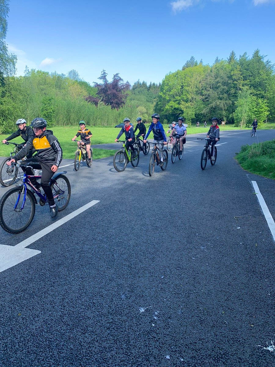 MonaghanCoCo's tweet photo. The #andshecycles ambassadors from Beech Hill College, Monaghan organised a cycle along the greenway to #RossmorePark today as part of their #BikeWeek2022 Students @BHCMonaghan & @stmacartans pictured here! π²
#BikeWeekMonaghan #BikeWeek2022 #ClickIntoGear
@TFIupdates https://t.co/d5TPl1k6E0