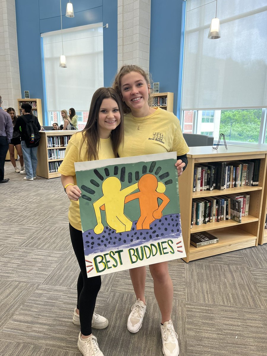 CONGRATULATIONS to our 2022-2023 Co-Presidents Grace &amp; Charlotte!!