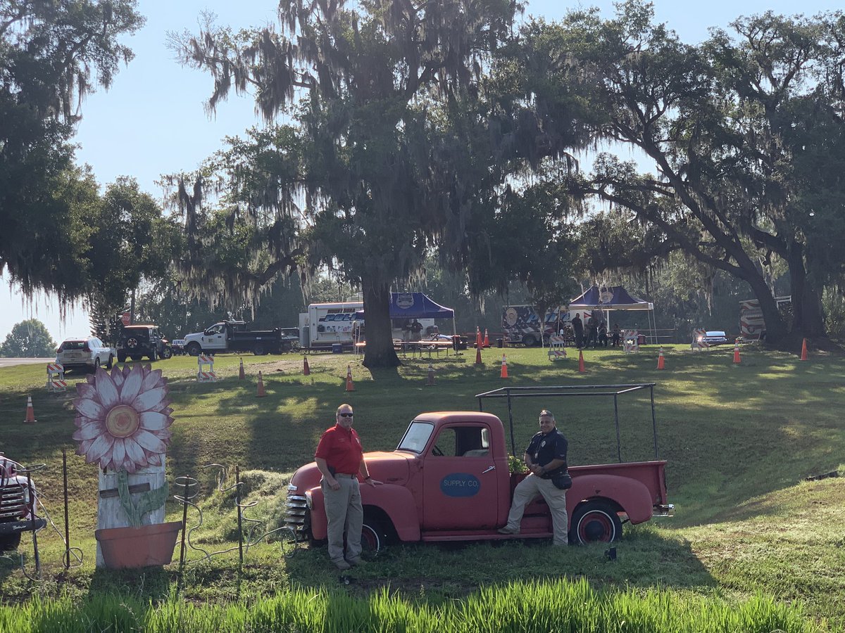 #Kicks4Guns is happening NOW! Head over to Renningers  Mount Dora Flea Market and Antique Center to turn in unwanted firearms in exchange for a $50 gift card. Listen to Real Radio 104.1 for updates throughout the day.