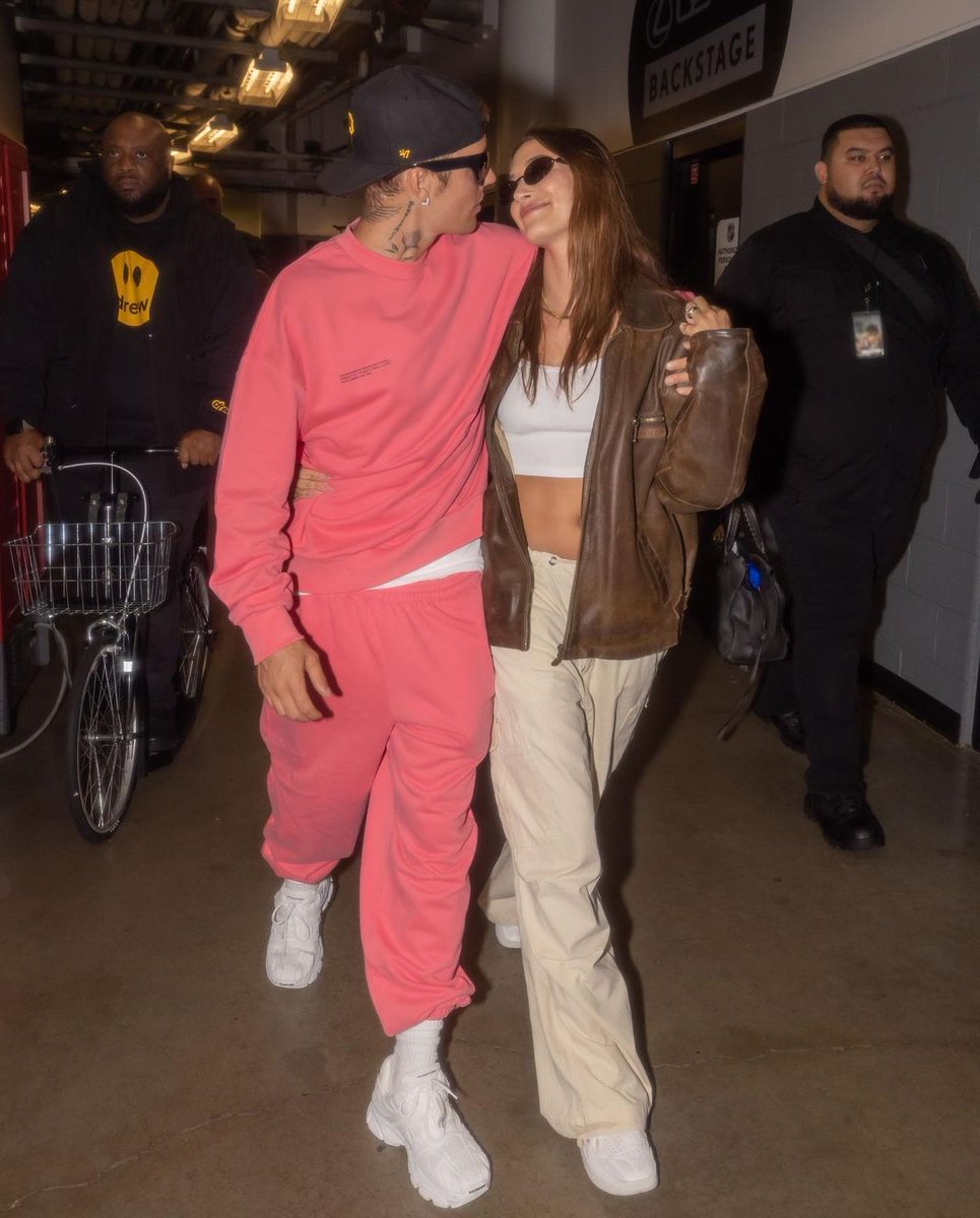 jaileyplace's tweet photo. justin &amp; hailey bieber. https://t.co/8BX7oTTtDq