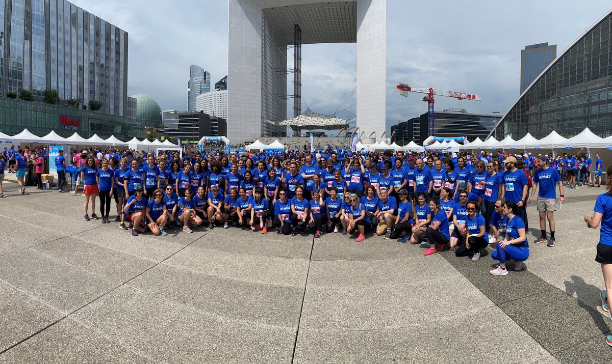 KPMG_France's tweet photo. 191 collaborateurs KPMG ont participé à la #CourseEnfantsSansCancer @ImagineforMargo !
Nous sommes fiers de pouvoir contribuer à accélérer la recherche sur les cancers pédiatriques #GoFightWin 💙
Le combat continue ! Pour faire un #don, c'est par ici 👉 https://t.co/26U4R5qi3x https://t.co/ib1ZMCoBq9