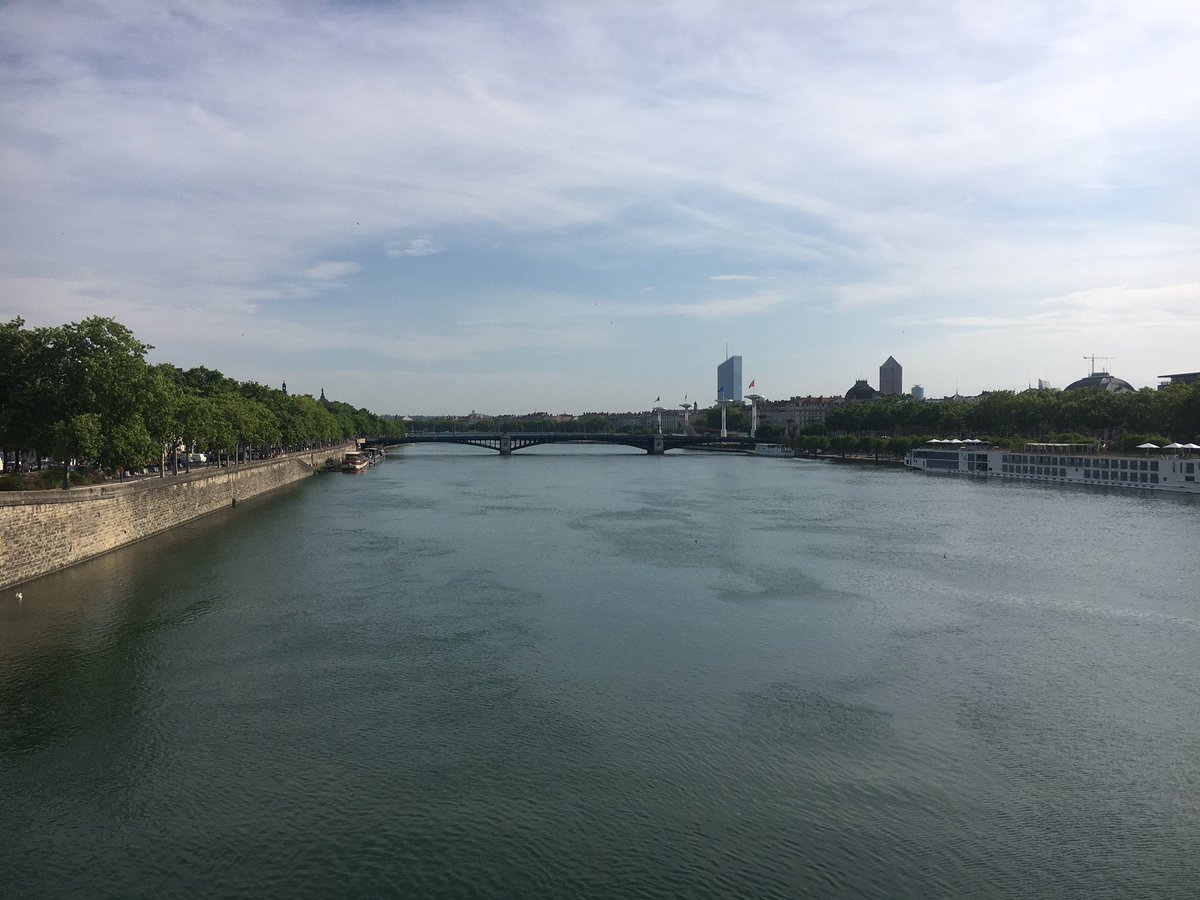 MongeMathilde's tweet photo. #Solidamin change de braquet, avec le @LARHRA @phn_larhra. Intégration de la base du #Refuge, parmi d’autres, grâce à @KrumenackerYves et @KleioLab … #DigitalHumanities https://t.co/ggQxxxpzER