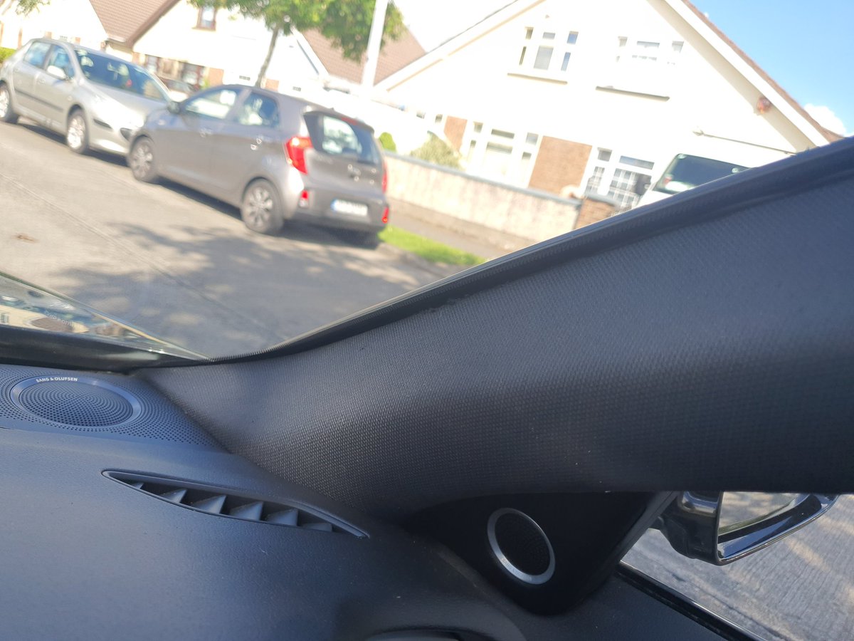 Automotoirl's tweet image. A quick thanks to @AllglassIrl for replacing the windscreen today and butchering the pillar trims in the process #poorworkmanship #butchers