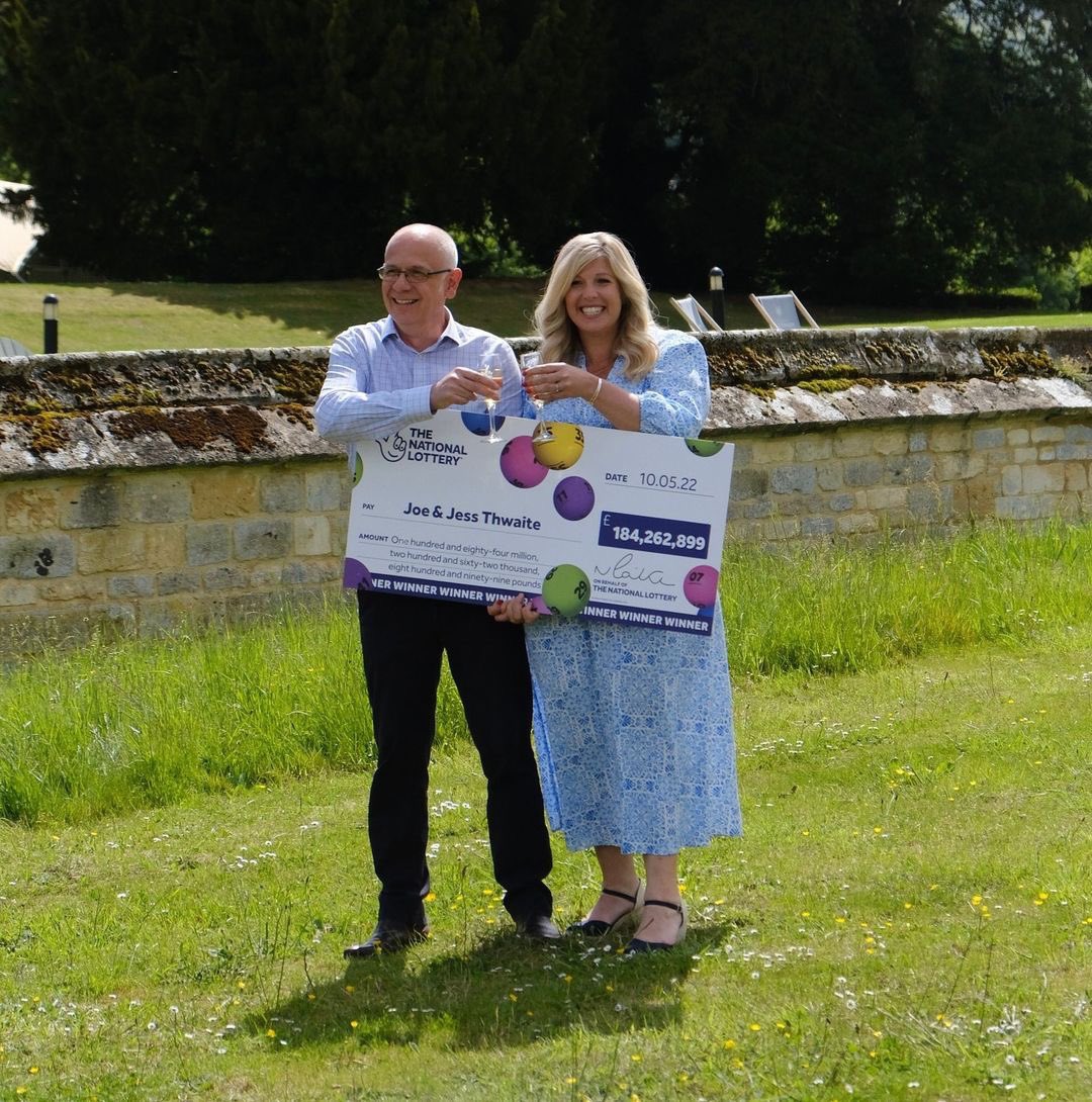 VisitCheltenham (@visitchelt) on Twitter photo The lucky couple who scooped the biggest ever UK EuroMillions jackpot of £184,262,899.10 have been named as Joe & Jess Thwaite from Gloucester!
They announced the news to the world's media at Cheltenham's five-star hotel, @EllenboroughPk today.
📸 <a href="/TNLUK/">The National Lottery</a>
#euromillions #lottery The lucky couple who scooped the biggest ever UK EuroMillions jackpot of £184,262,899.10 have been named as Joe & Jess Thwaite from Gloucester!
They announced the news to the world's media at Cheltenham's five-star hotel, @EllenboroughPk today.
📸 <a href="/TNLUK/">The National Lottery</a>
#euromillions #lottery