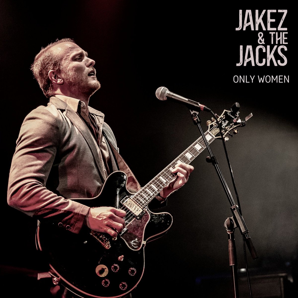 SunMusicAddict's tweet photo. #CHICAGOBLUES | Demain dans le #SUNMusicAddict, un groupe de #Nantes qui a affuté son blues à #Chicago pour mieux revenir le jouer sur ses terres natales : Jakez &amp; The Jacks ! 

Un live à écouter en direct à 18h00 le 20 avril, sur SUN 🎸

#radio #livemusic #bluesmusic https://t.co/TGrEmdxo7n