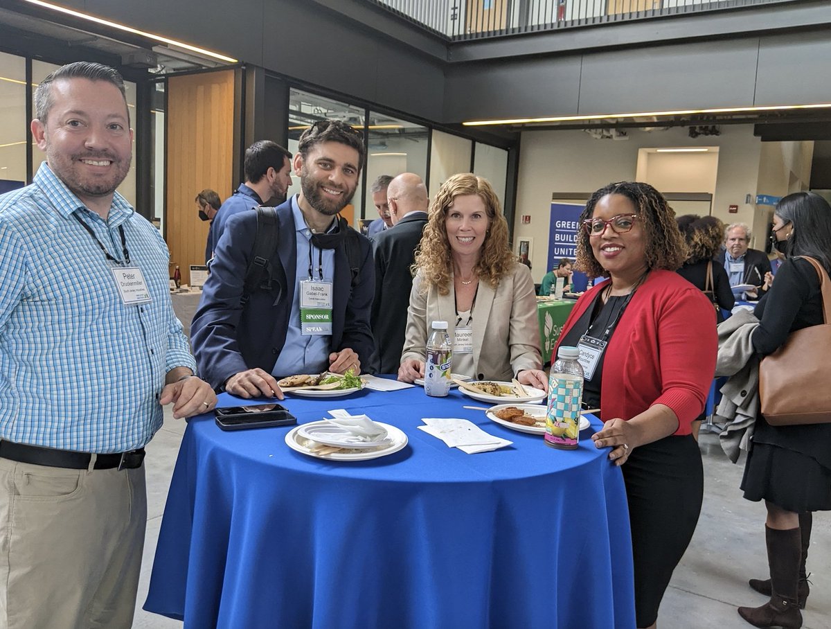 The_EEAlliance's tweet photo. #FF4EE recap: attendees enjoyed reconnecting over snacks and coffee in a sunny & sponsor-filled exhibitor hall! We weren't the only ones who relished reconnecting in-person after years of of zoom meetings. https://t.co/vUDx3RRMlY