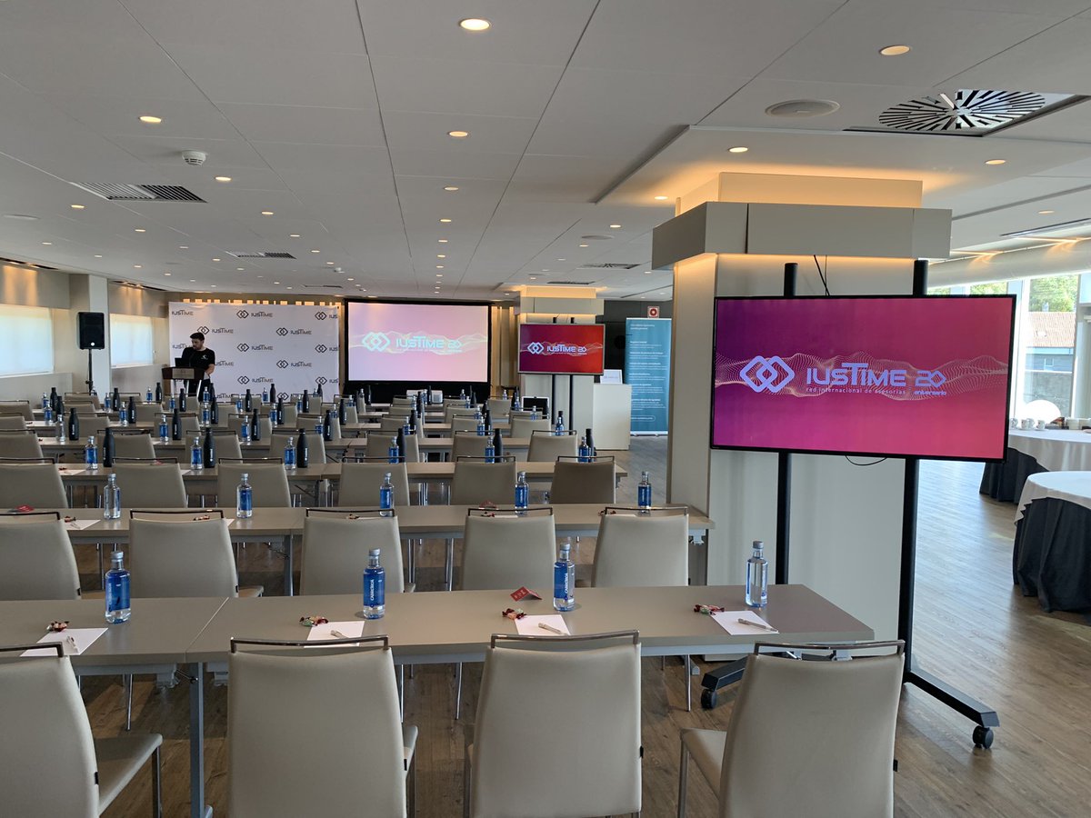 Hoy en #Galicia con <a href="/iusTime/">iusTime RedAsesorías</a> para una nueva sesión sobre #digitalización en los #despachosprofesionales. Nuevos retos, nuevas oportunidades. Todo preparado para empezar.
#automatización #leyantifraude #modelooperativo #experienciacliente