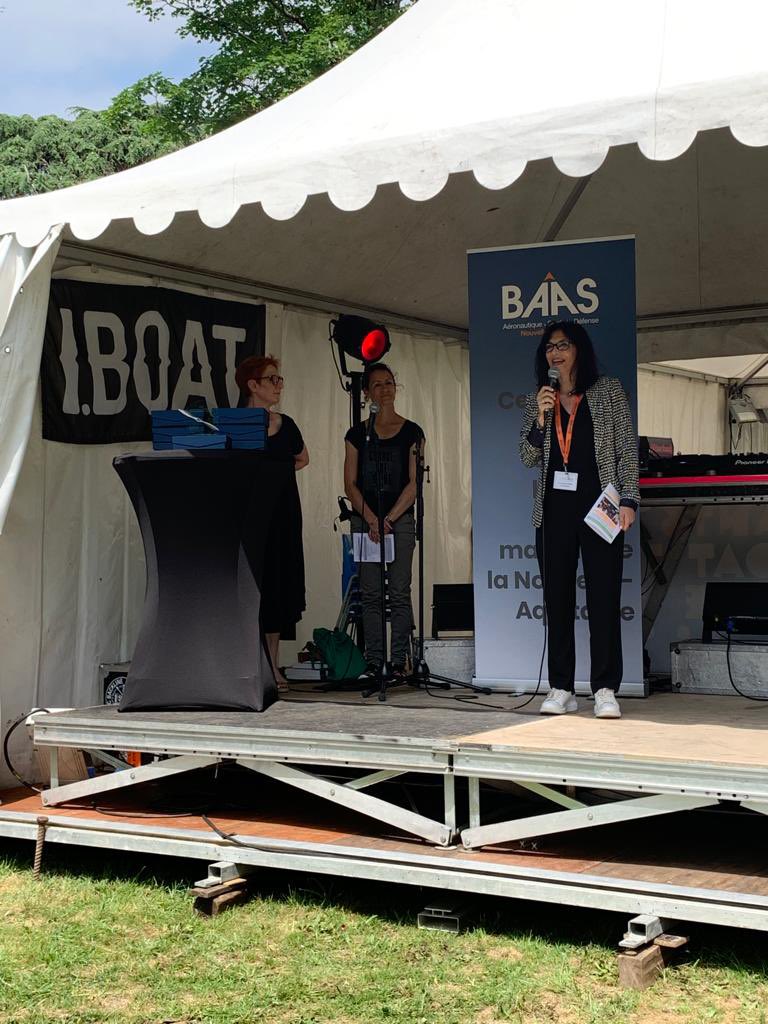 aerocampus_a's tweet photo. Remise des prix Aéronautique et Espace Nouvelle-Aquitaine ce jour par le #BAAS, la @NvelleAquitaine et le Réctorat Bordeaux

🏆
1er prix - collège : Collège Ausone de Bazas 
1er prix - lycée : Lycée Eiffel de Bordeaux 
Prix 3AF : Collège François Mitterand de Créon 
#attractivité https://t.co/Uc795D7FWT