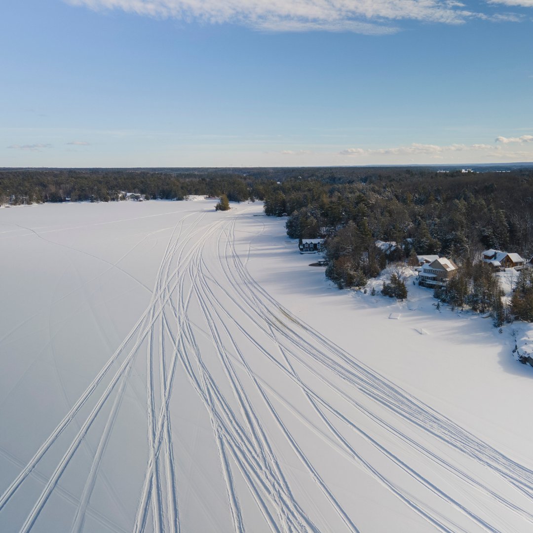 BITEHARDER's tweet photo. 5 Reasons Why Ontario Should Be Your Next Snowmobiling Destination for next winter! In case these pictures aren’t enough. 😏
https://t.co/wk5Me2pf9J
#canada #ontario #snowmobilecanada #ohcanada #winter #snowmobiling #braap https://t.co/4gDu9RQrwo
