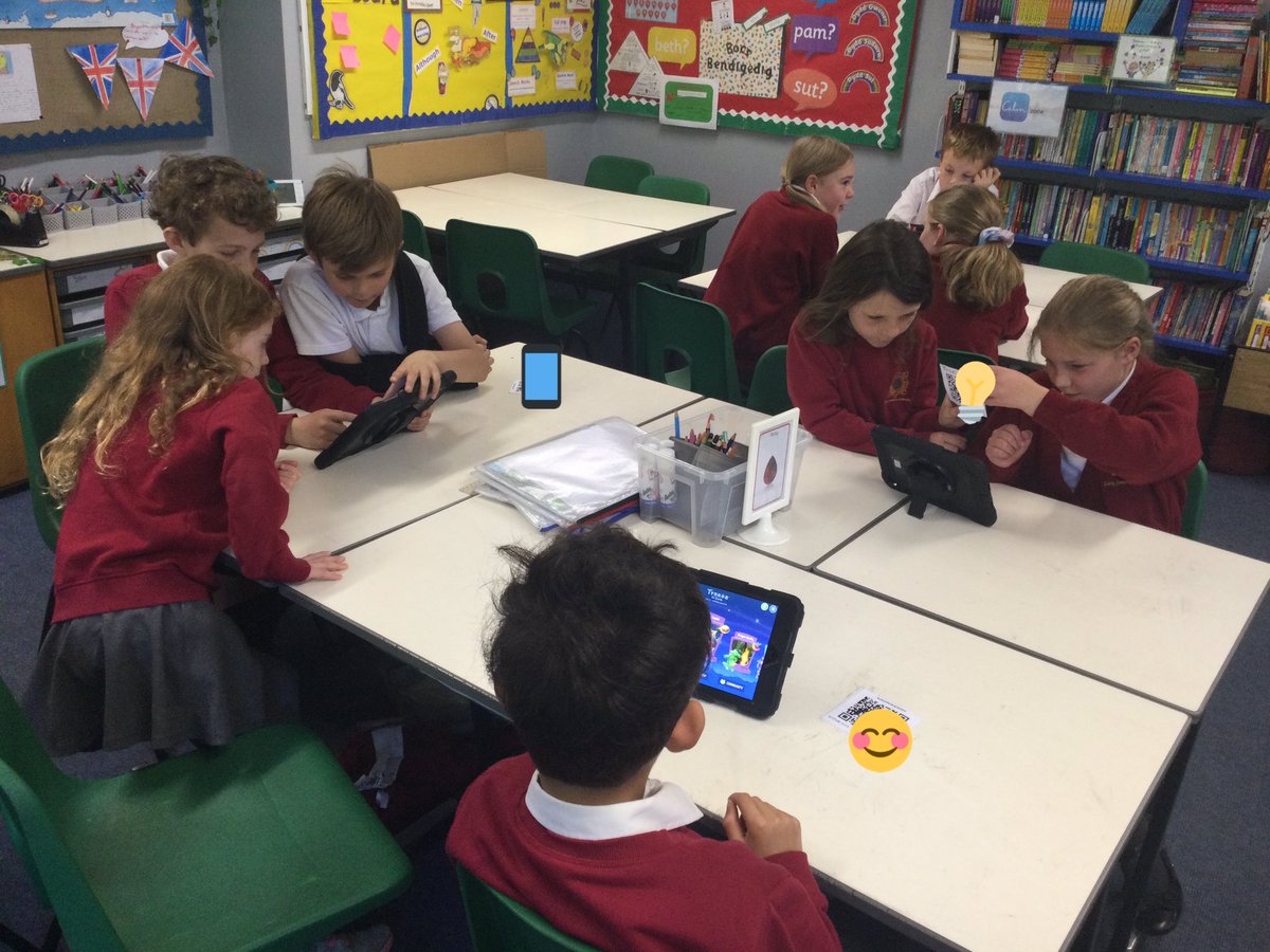 Diolch Mr Williamson for our exciting coding lesson today! Everybody enjoyed learning new coding skills. <a href="/CrossAshSTEM/">Cross Ash STEM</a> #coding #ScienceandTechnology