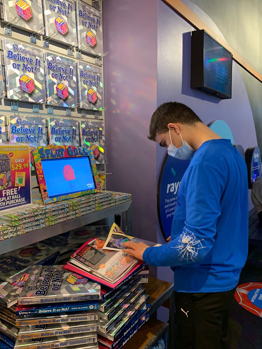 MissJFernandes's tweet image. More fun at @RipleysAquaCA @StFXSOS #SocialSkills #LifeSkills #FunctionalLiteracy @MsLowicki @MsNieuwendyk