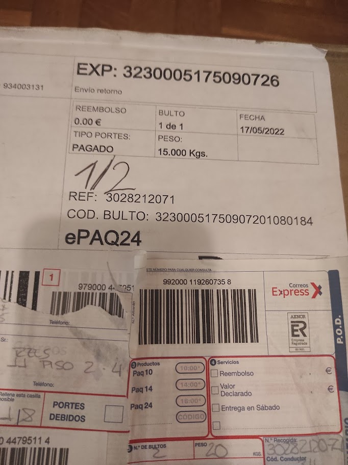 GL_DinaSh's tweet photo. @bricomart  he comprado un calentador  y me ha llegado una caja llena de libros! Me he comunicado al transportista dice que debo comunicarme con ustedes. La  línea telefónica no recibe llamadas. Cómo soluciono esto? https://t.co/X2sfgUxbvR