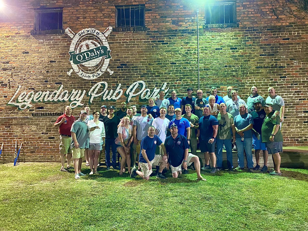 👨‍🚒 👩‍🚒 ⚪️ It was such a great night, helping to raise money for the PFFA (Professional Fire Fighters of Alabama) as they prepare for the upcoming Hurricane season and more!
#odalys #pffa