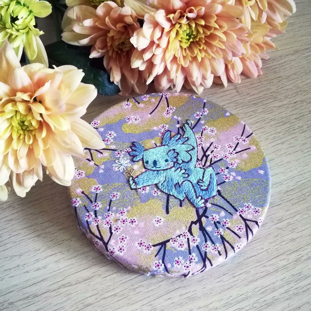 OTrichereau's tweet photo. "A Koala gift"
Unique piece.
Hand embroidery.
https://t.co/3LsI2DCRWE
I take custom orders.
#embroidery #stitch #koala #bear #ourson #koalaartwork #koalaembroidery
#cuteanimals #animalart #bluekoala #blueanimal #handstitched #uniqueart #handmadegift #australiankoala https://t.co/Y1phhJvVu3