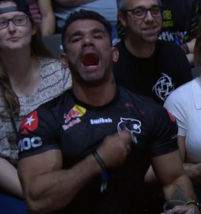 FURIOUSSScs's tweet image. AVERAGE BRAZILIAN CSGO ENJOYER