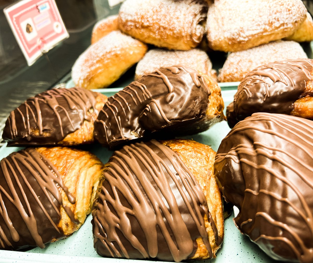 POV: sitting in the Mid-Way Bakery case with your new bestie, Chocolate Dipped Chocolate Croissant 🤤