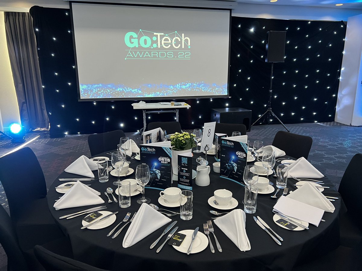 AndrewScottGB's tweet photo. Final touches before tonight’s spectacular @GoTechAwards. Our friend @OrtisDeley from the Gadget Show is in the House, ready for rehearsals. https://t.co/FUmUVg1KVL