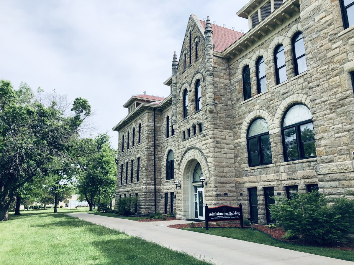 OUBravesWBB's tweet photo. 𝗣𝗮𝗿𝗮𝗱𝗶𝘀𝗲☀️

Why play anywhere else⁉️ https://t.co/osUJJnuyxQ