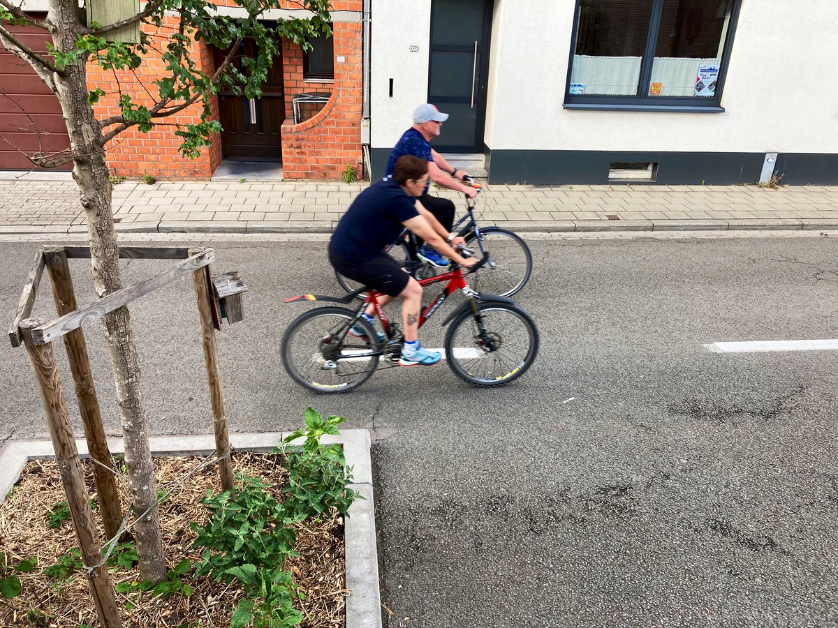 Resultaten #Straatvinken P.Nollekensstraat in Kessel-Lo, Leuven: 77% duurzame modal split.
Daar gaan we morgen op drinken!