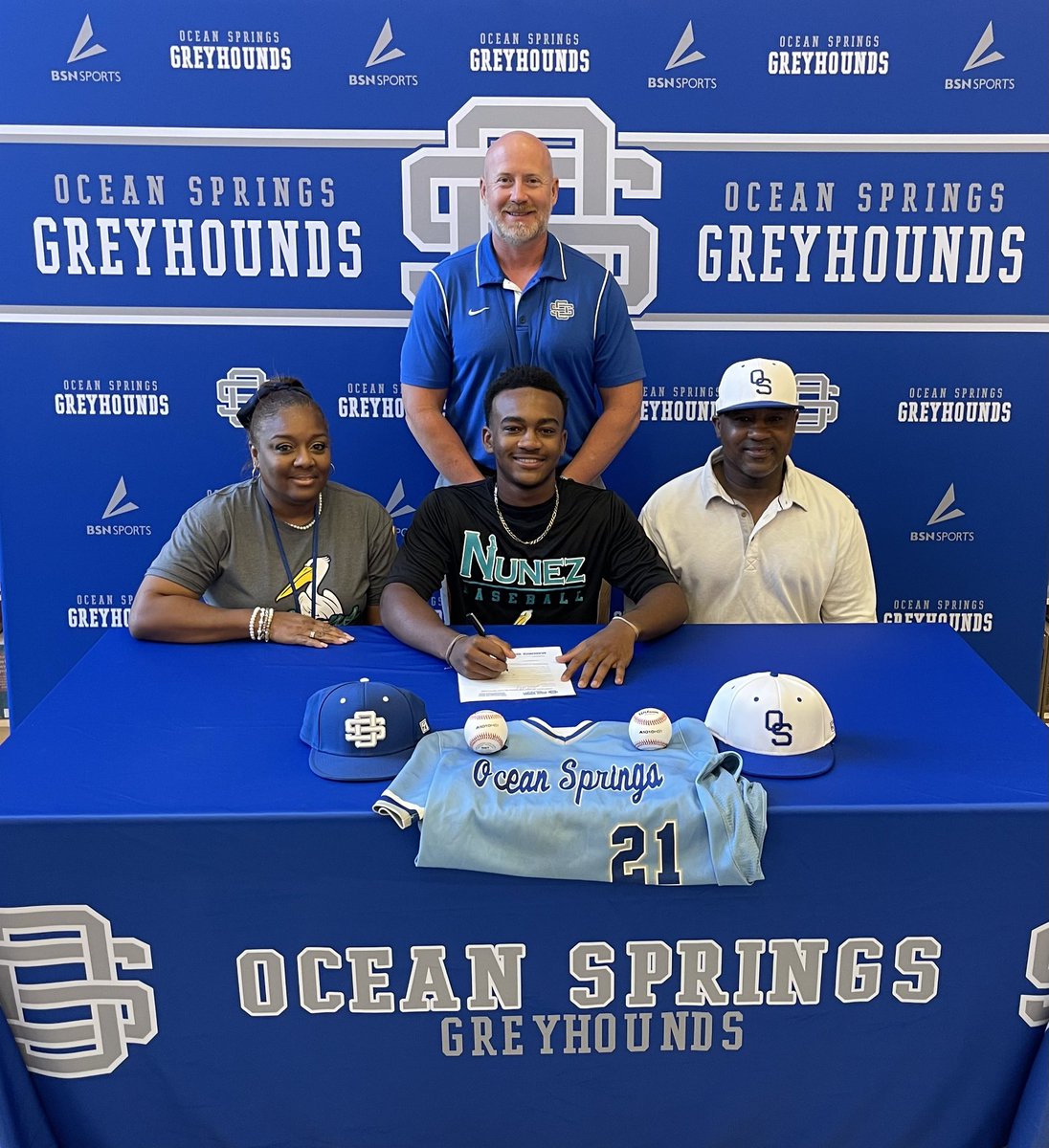 Congrats to Davison Stokes on signing w Nunez Community College..🔵⚪️⚾️