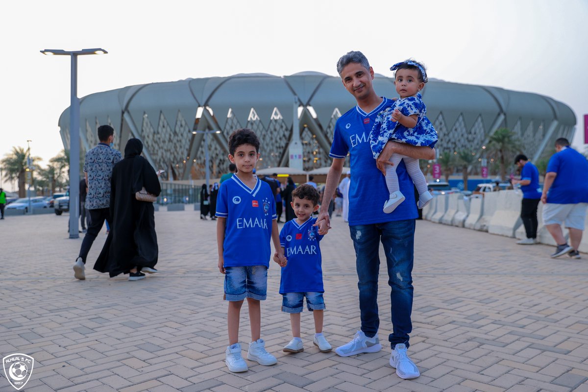 📸 فالكم الفرحة 💙

#الهلال 
#نهائي_أغلى_الكؤوس 
#الهلال_الفيحاء